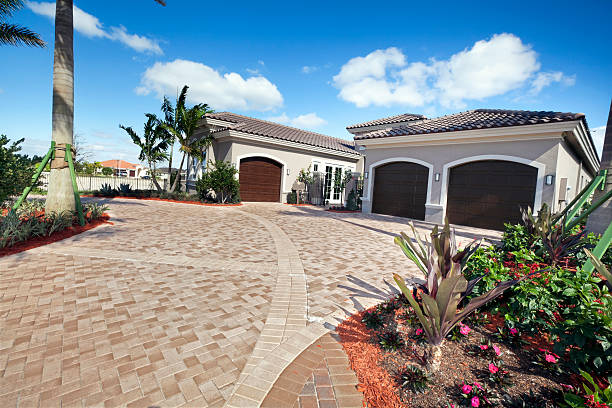 Best Driveway Pavers Installation  in Algona, WA